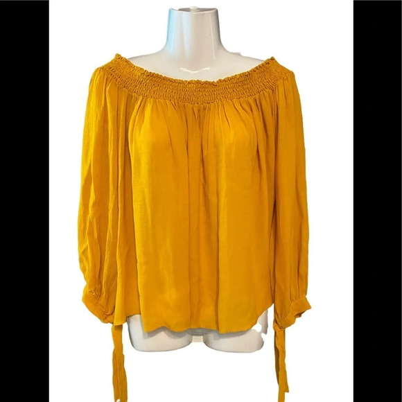 NWT Free People Top Off Shoulder Mustard - Picture 1 of 8
